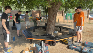 Ir a BANCO BAJO EL ÁRBOL